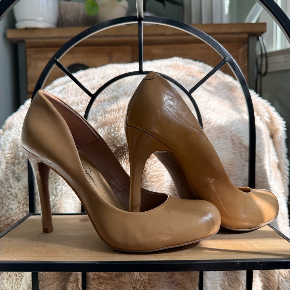 Jessica Simpson Classic Brown Heels